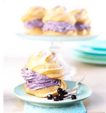 Wild Blueberry Cream Puffs Picture