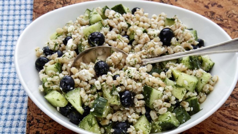 Wild Blueberry Salad with Barley and Dill Picture