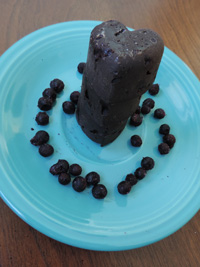 Salted wild blueberry and cinnamon dark chocolate truffles Picture